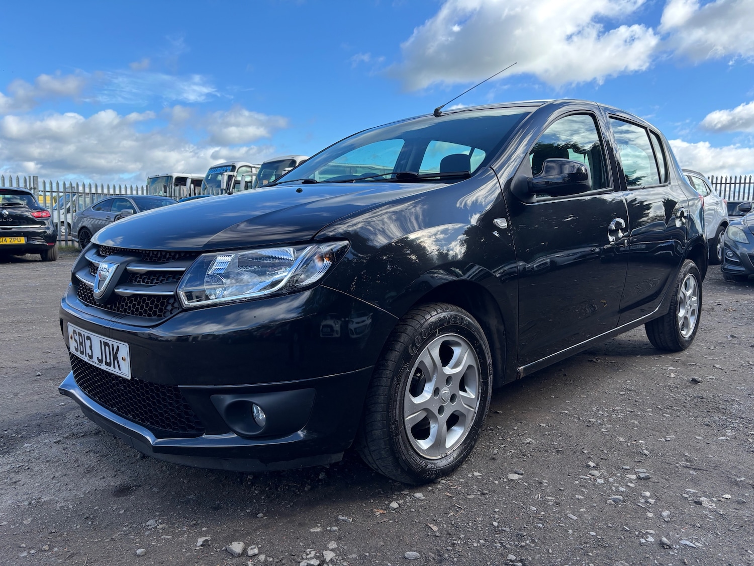 Used Dacia Sandero 2013 for sale - 76036323: Photo 4