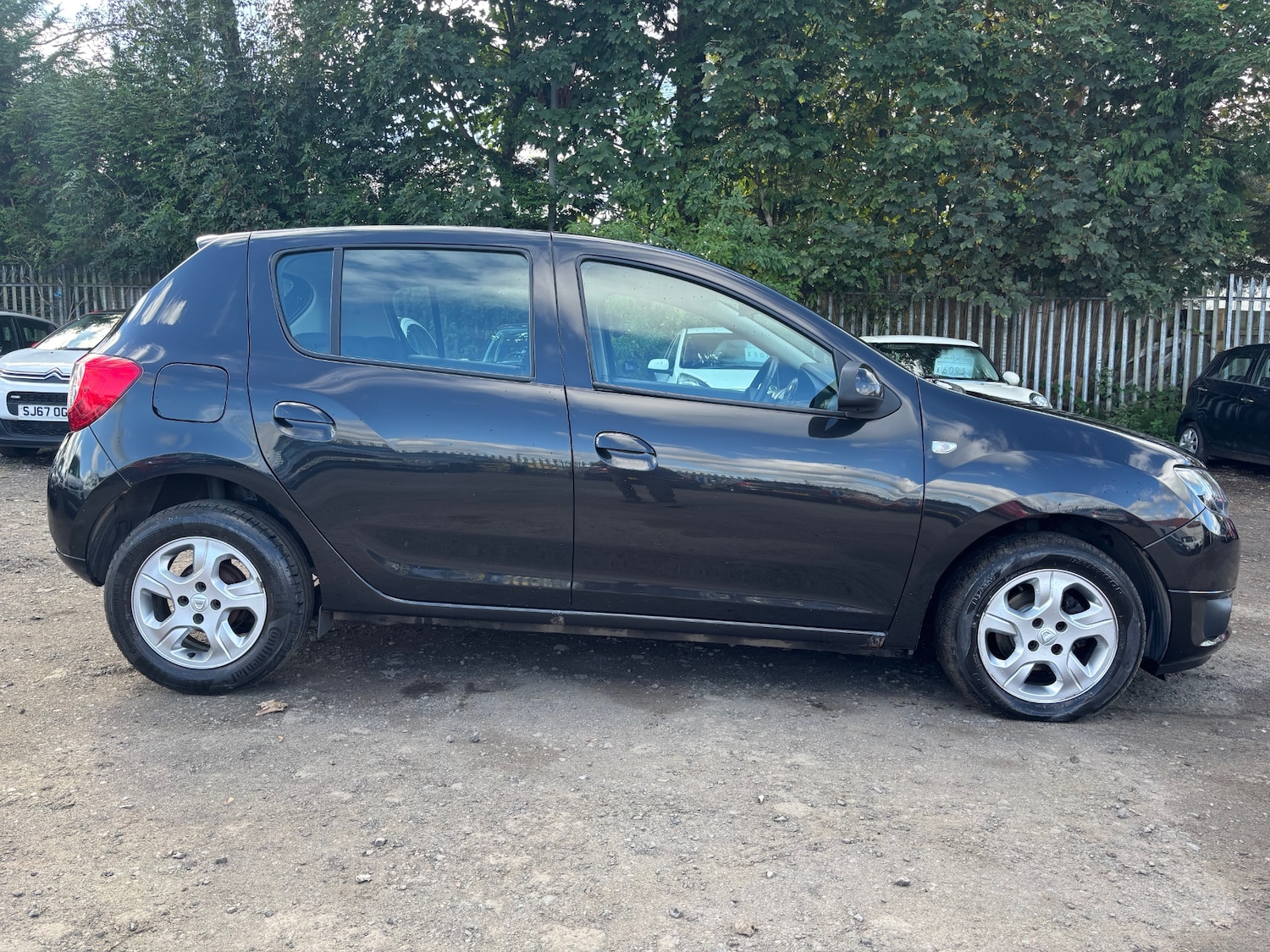 Used Dacia Sandero 2013 for sale - 76036323: Photo 9