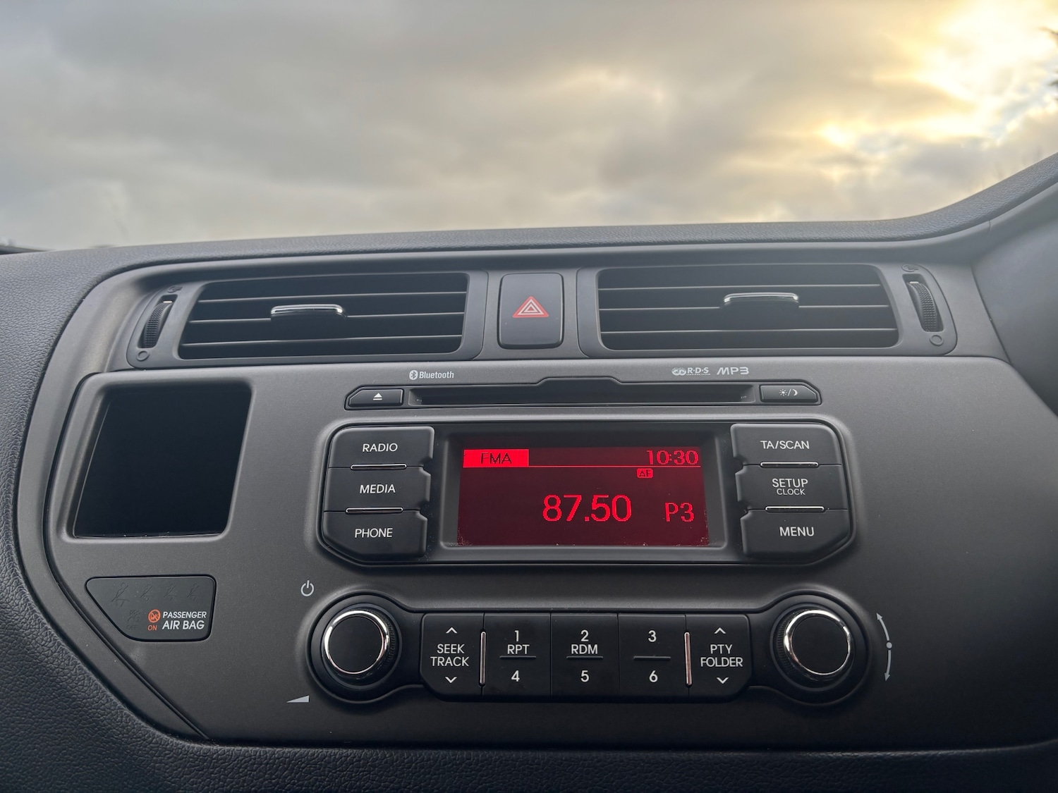 Used Kia Rio 2015 for sale - 77186617: Photo 15