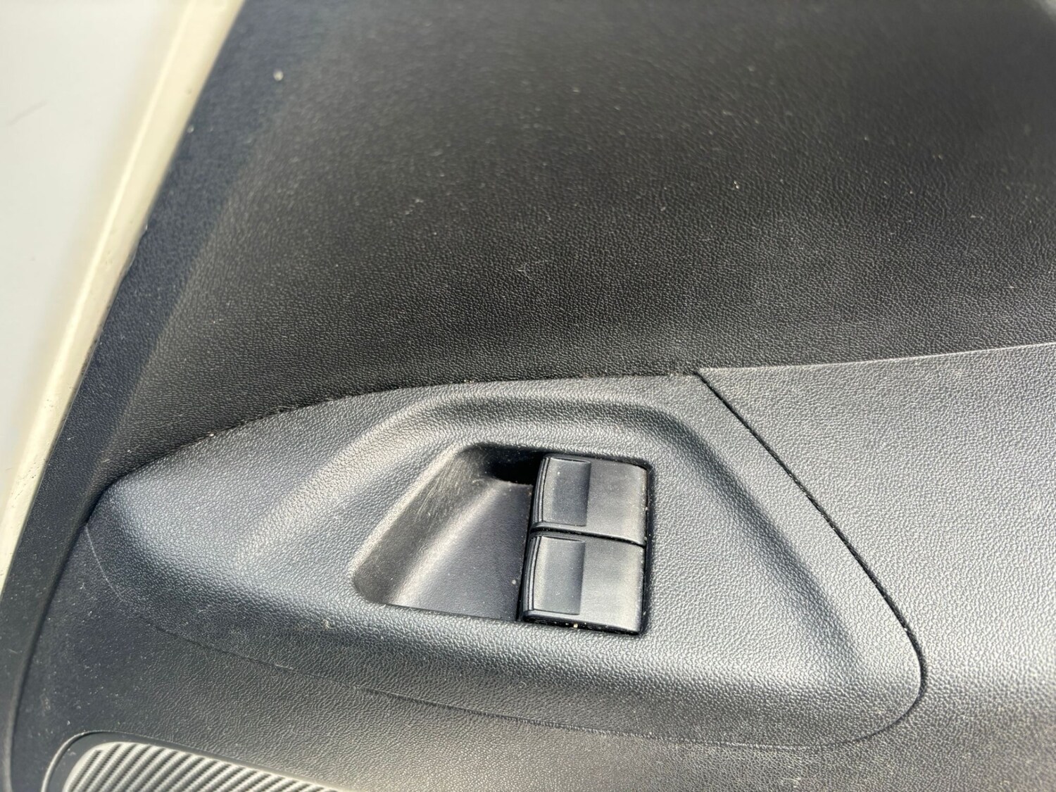 Used Peugeot 108 2015 for sale - 77603773: Photo 14