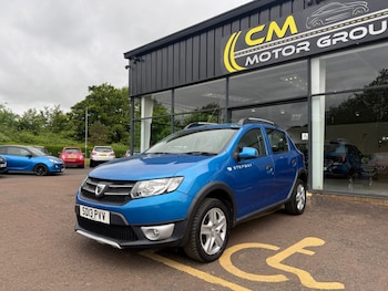 Used Dacia Sandero Stepway 2013 for sale - 78745227: Photo