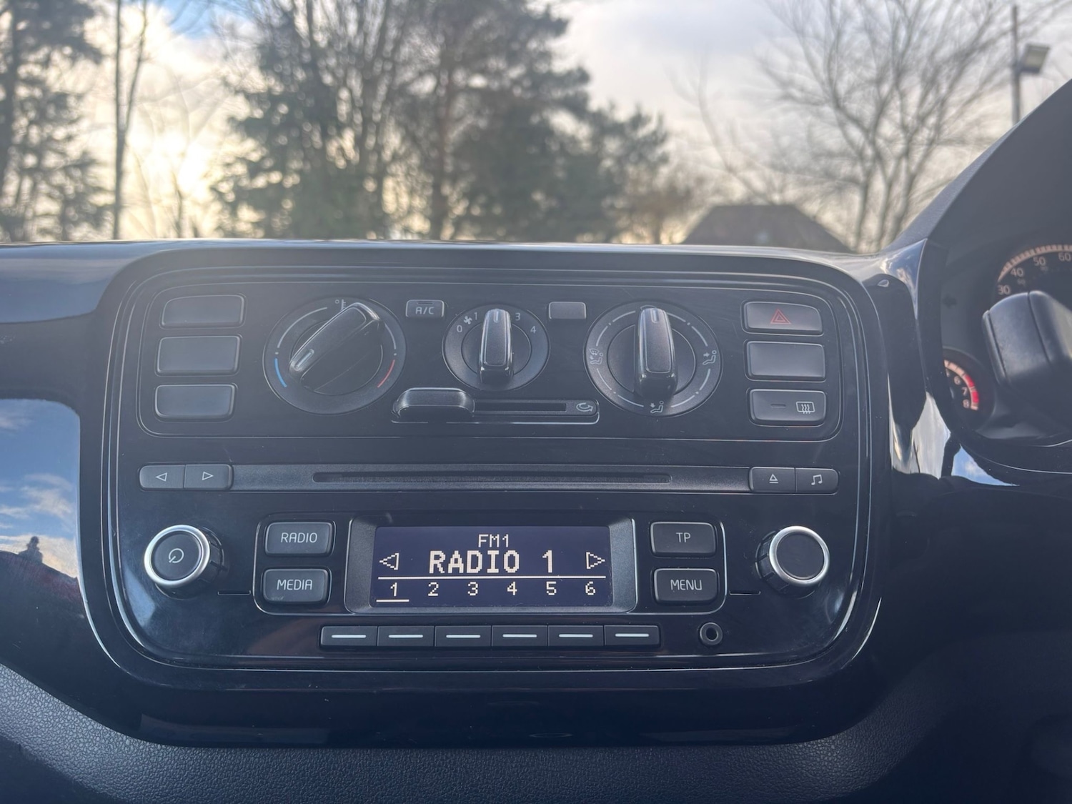 Used Volkswagen up! 2014 for sale - 78042157: Photo 13