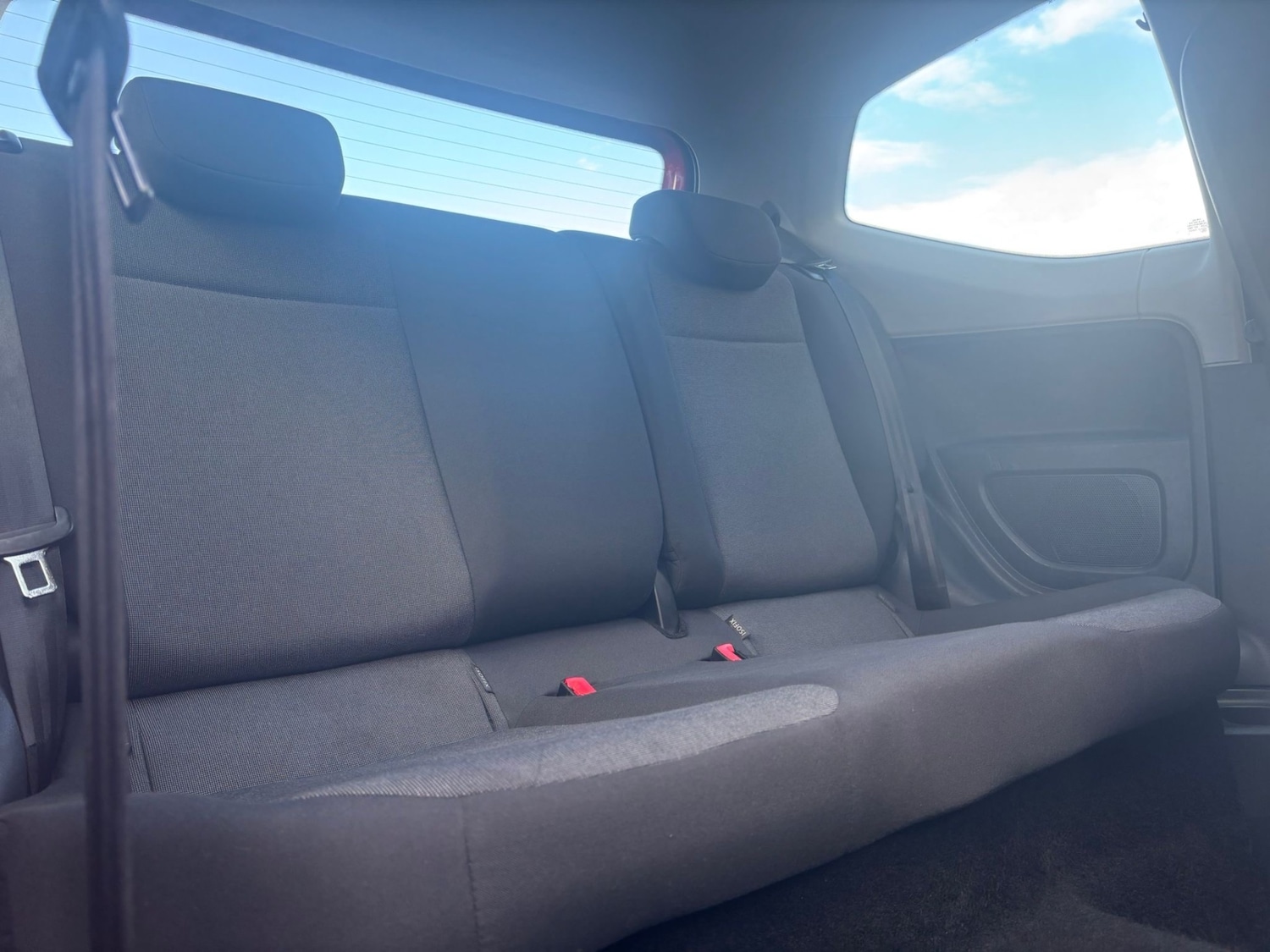 Used Volkswagen up! 2014 for sale - 78042157: Photo 15