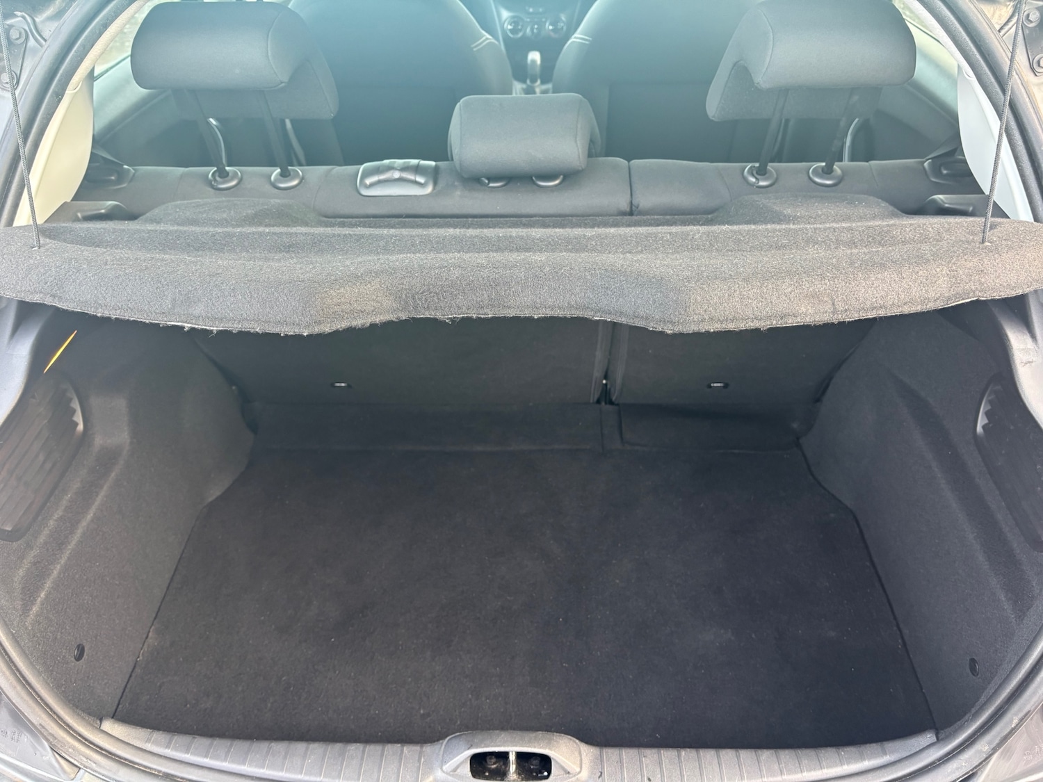 Used Peugeot 208 2016 for sale - 77127604: Photo 16