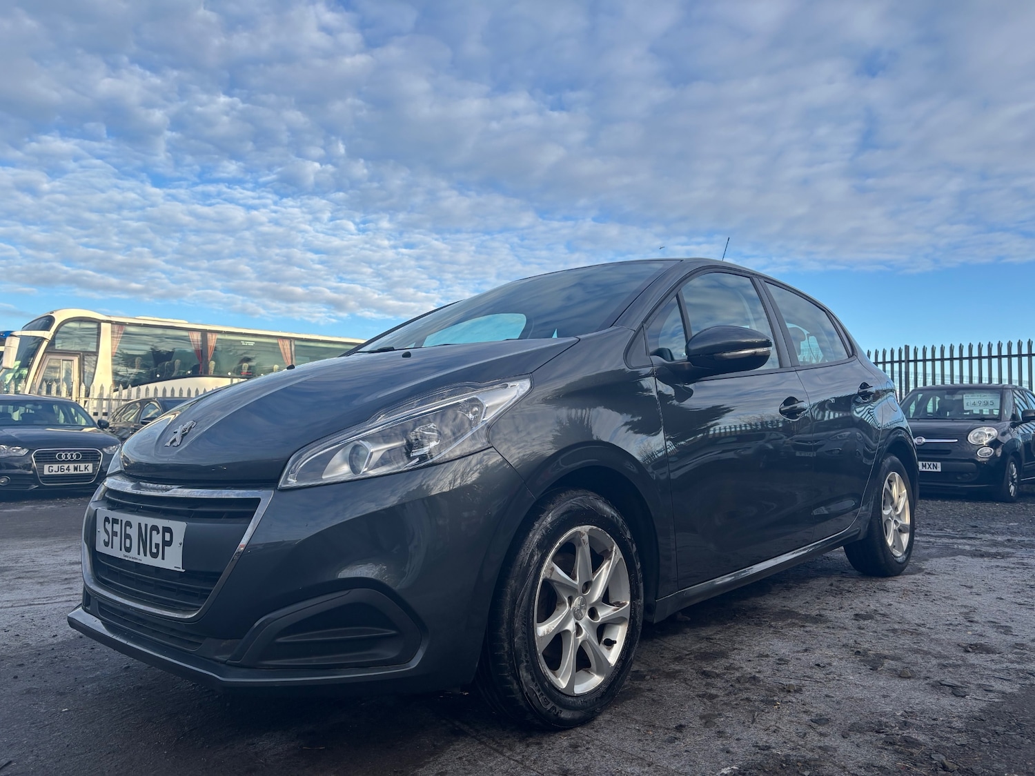 Used Peugeot 208 2016 for sale - 77127604: Photo 4