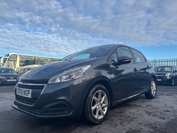 Used Peugeot 208 2016 for sale - 77127604: Photo