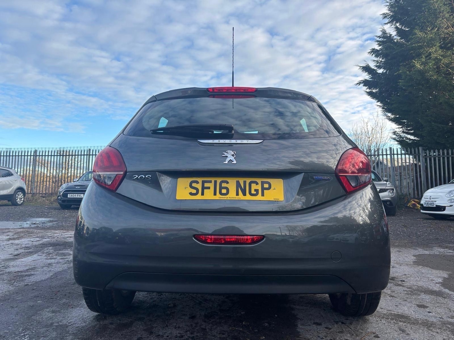 Used Peugeot 208 2016 for sale - 77127604: Photo 6