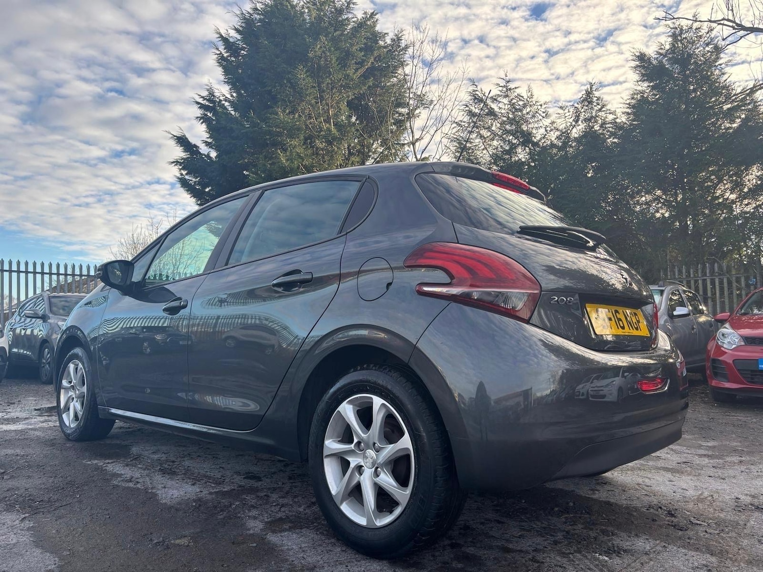 Used Peugeot 208 2016 for sale - 77127604: Photo 7