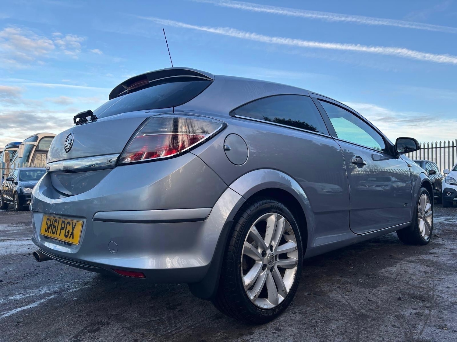 Used Vauxhall Astra 2011 for sale - 77127770: Photo 5