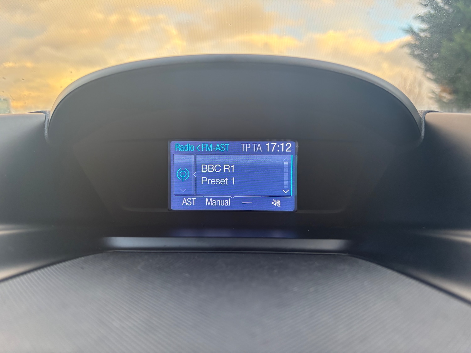 Used Ford Kuga 2016 for sale - 76428440: Photo 14