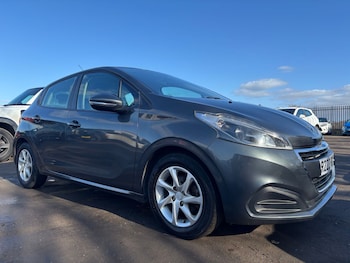 Used Peugeot 208 2016 for sale - 77730943: Photo