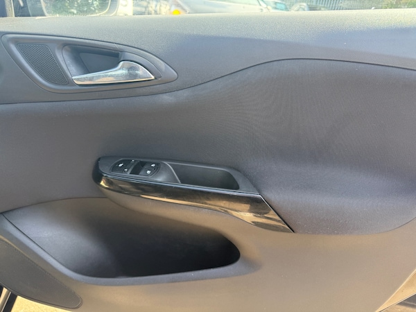 Used Vauxhall Corsa 2016 for sale - 75558565: Photo 16