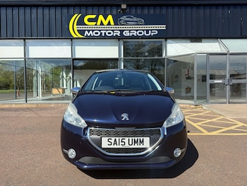 Used Peugeot 208 2015 for sale - 78427279: Photo
