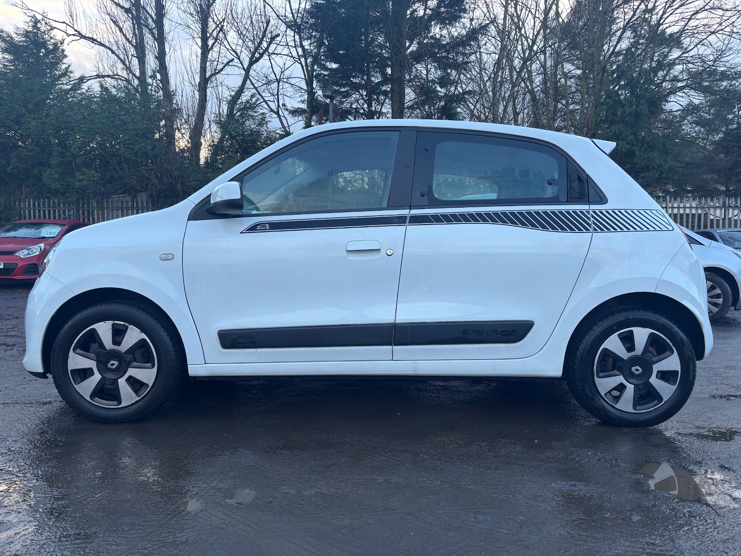 Used Renault Twingo 2015 for sale - 76861897: Photo 8
