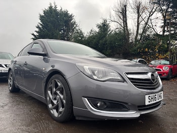 Vauxhall - Insignia