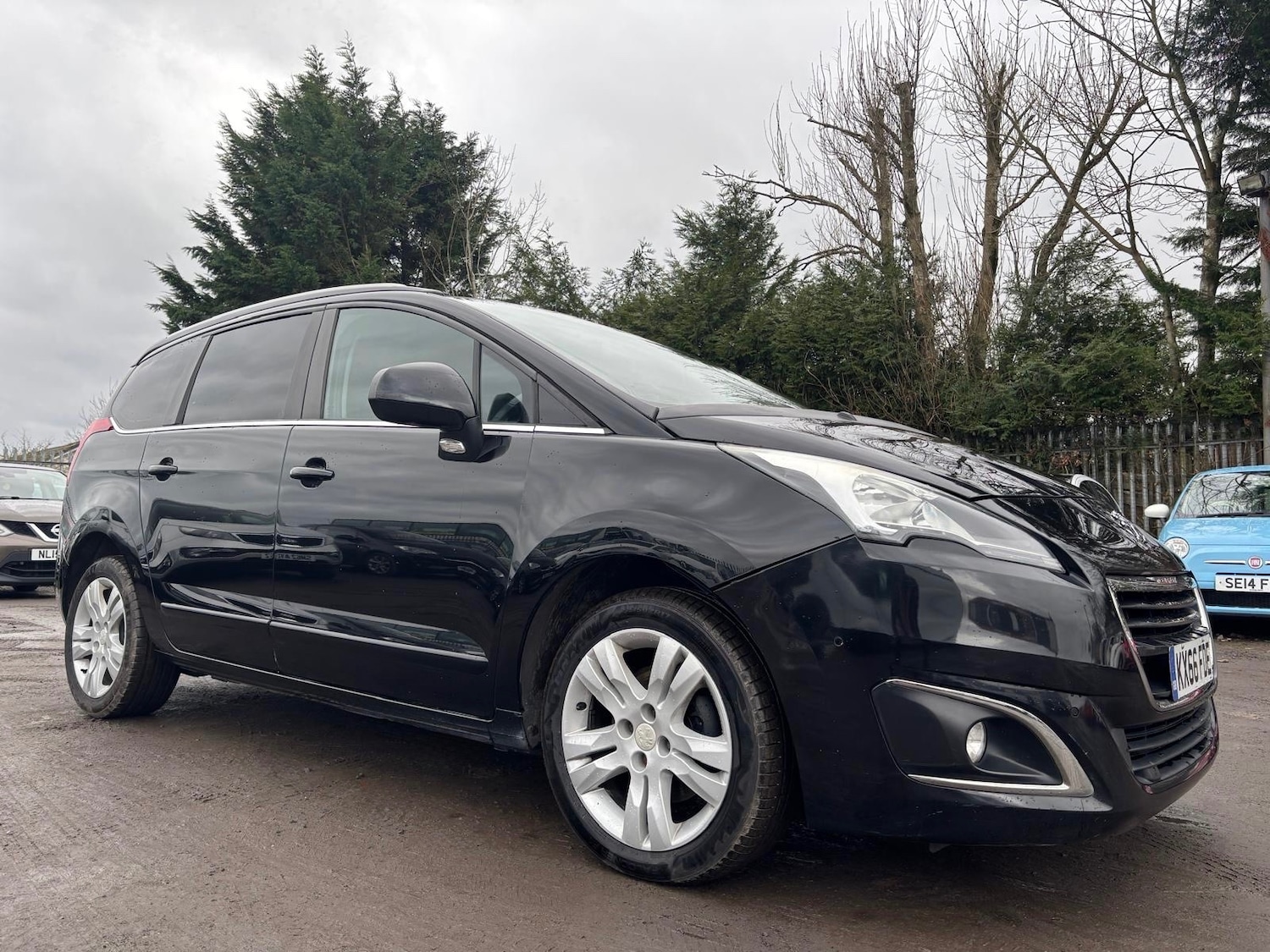 Used Peugeot 5008 2017 for sale - 77336201: Photo 1