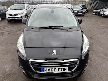 Used Peugeot 5008 2017 for sale - 77336201: Photo