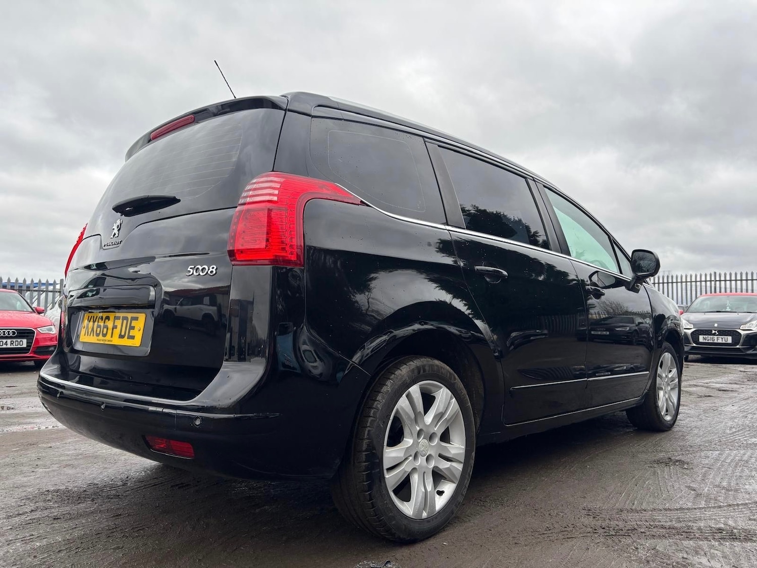 Used Peugeot 5008 2017 for sale - 77336201: Photo 7