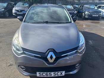 Used Renault Clio 2015 for sale - 78224445: Photo