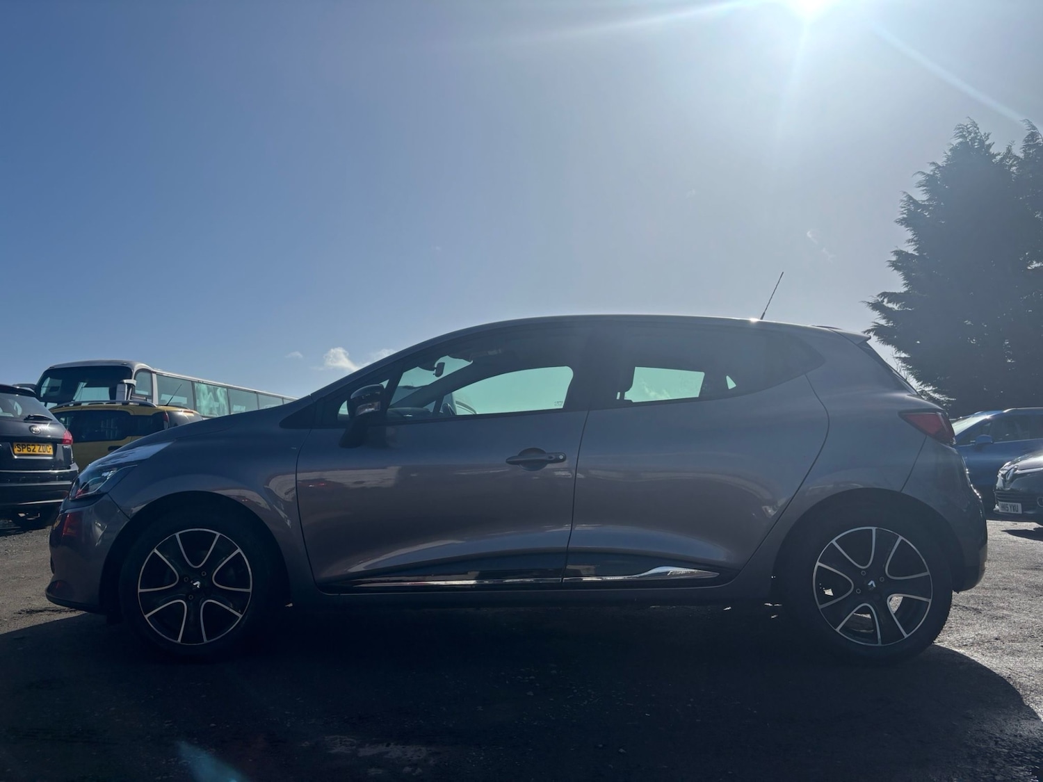 Used Renault Clio 2015 for sale - 78224445: Photo 5