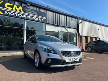 Used Volvo V40 2014 for sale - 79615953: Photo