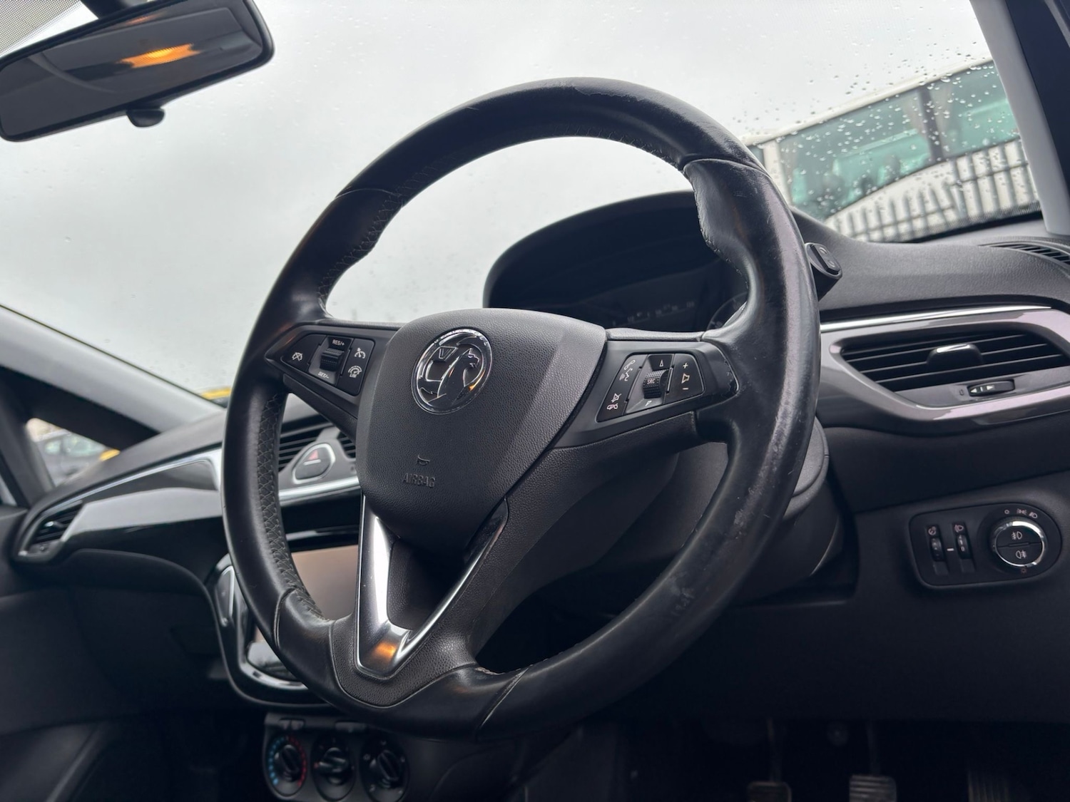 Used Vauxhall Corsa 2015 for sale - 77998479: Photo 11