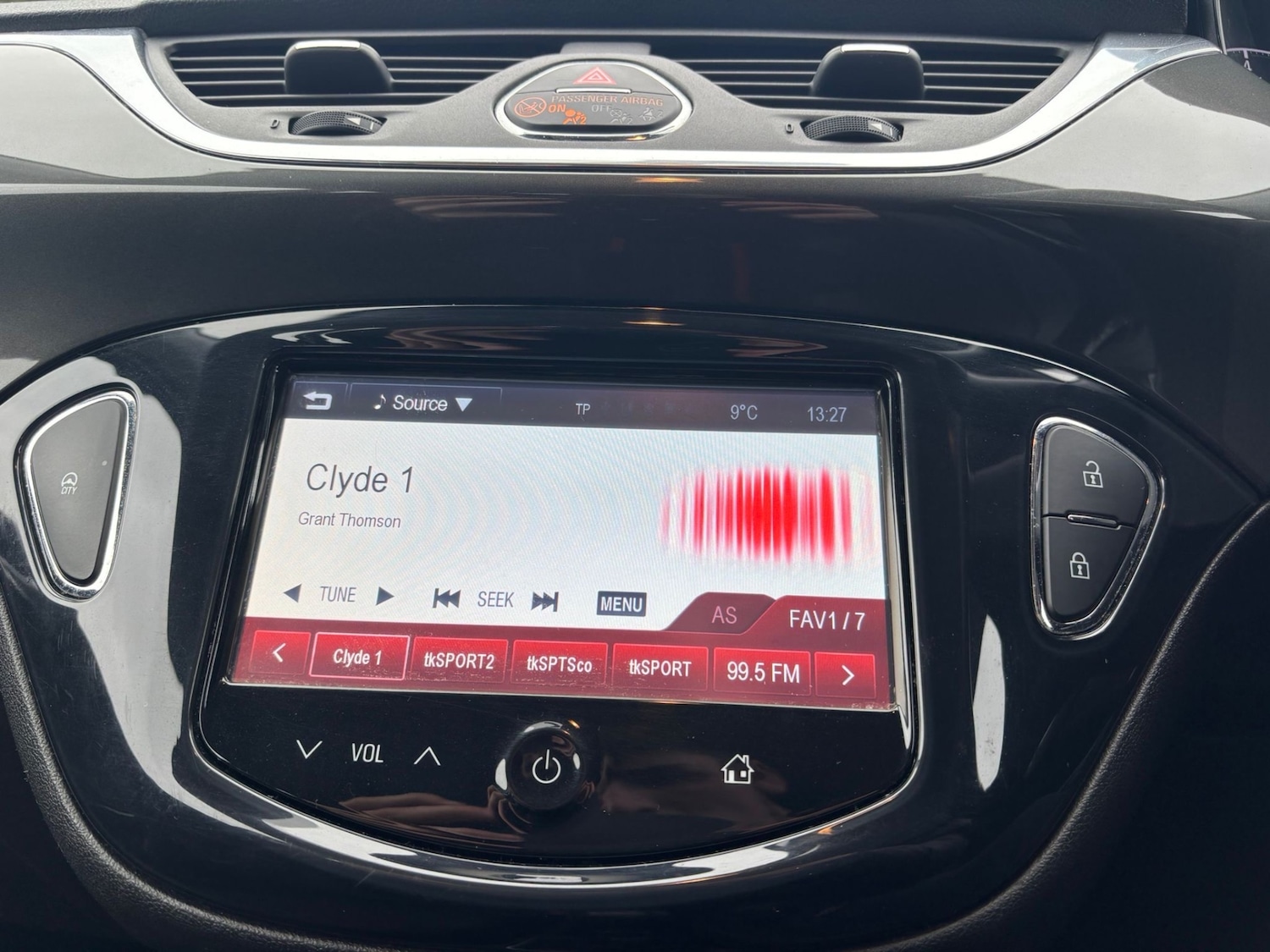 Used Vauxhall Corsa 2015 for sale - 77998479: Photo 13