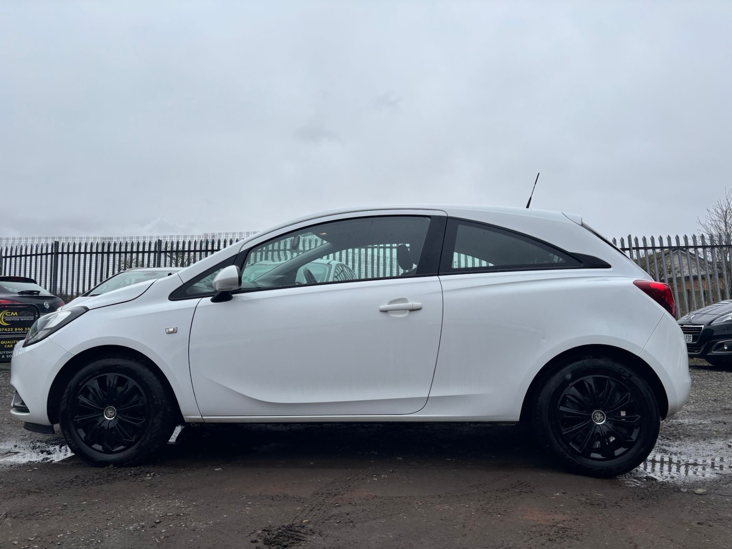Used Vauxhall Corsa 2015 for sale - 77998479: Photo 5