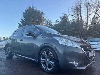 Used Peugeot 208 2014 for sale - 77353975: Photo