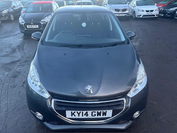 Used Peugeot 208 2014 for sale - 77353975: Photo