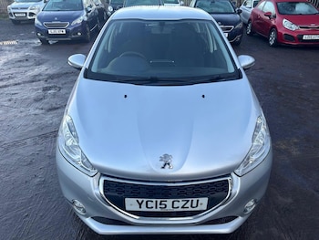 Used Peugeot 208 2015 for sale - 77186756: Photo