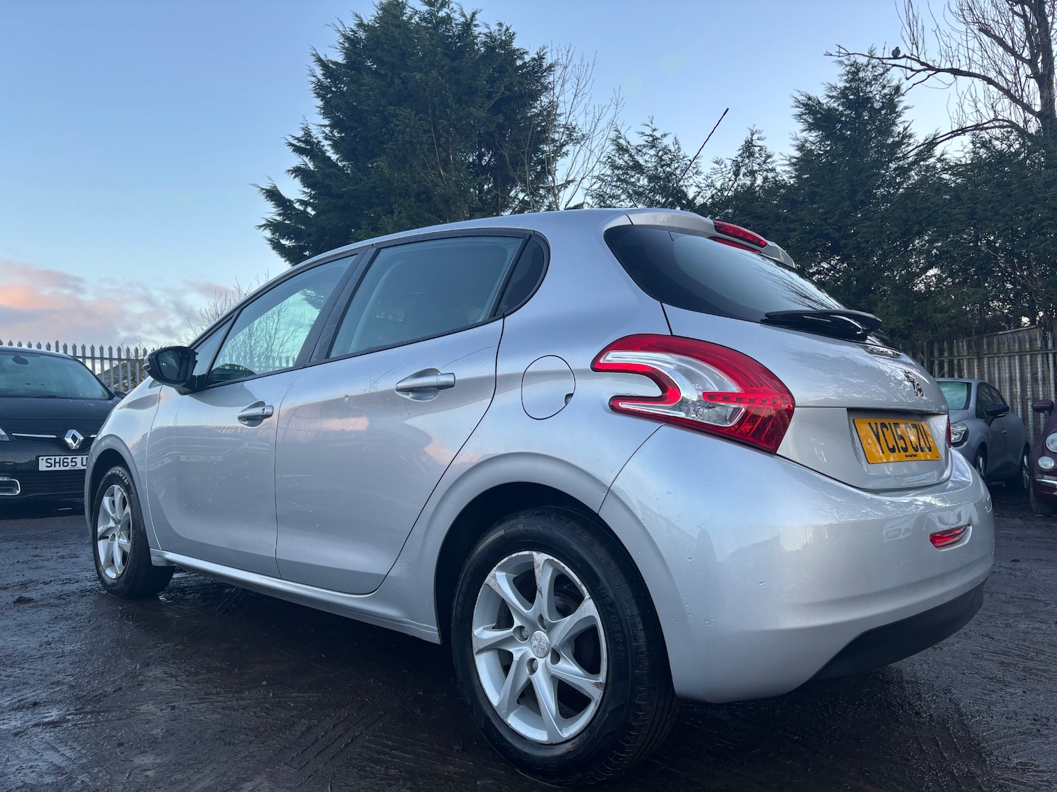 Used Peugeot 208 2015 for sale - 77186756: Photo 7