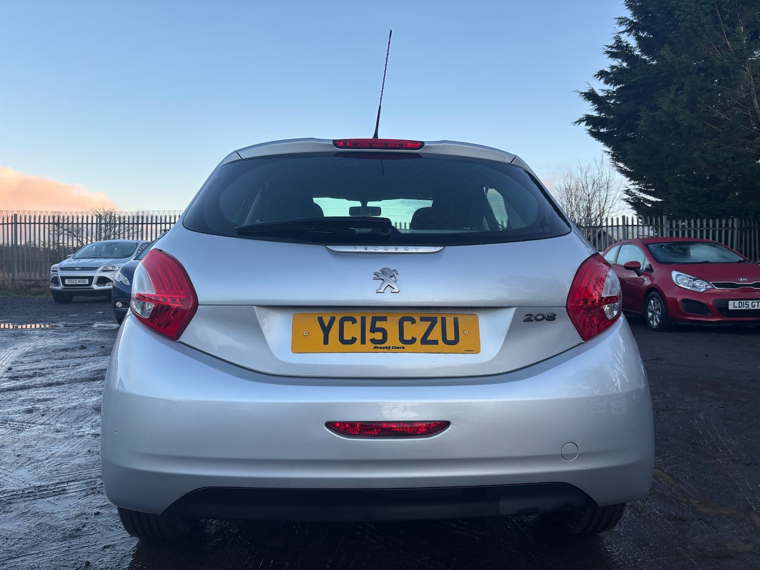 Used Peugeot 208 2015 for sale - 77186756: Photo 8