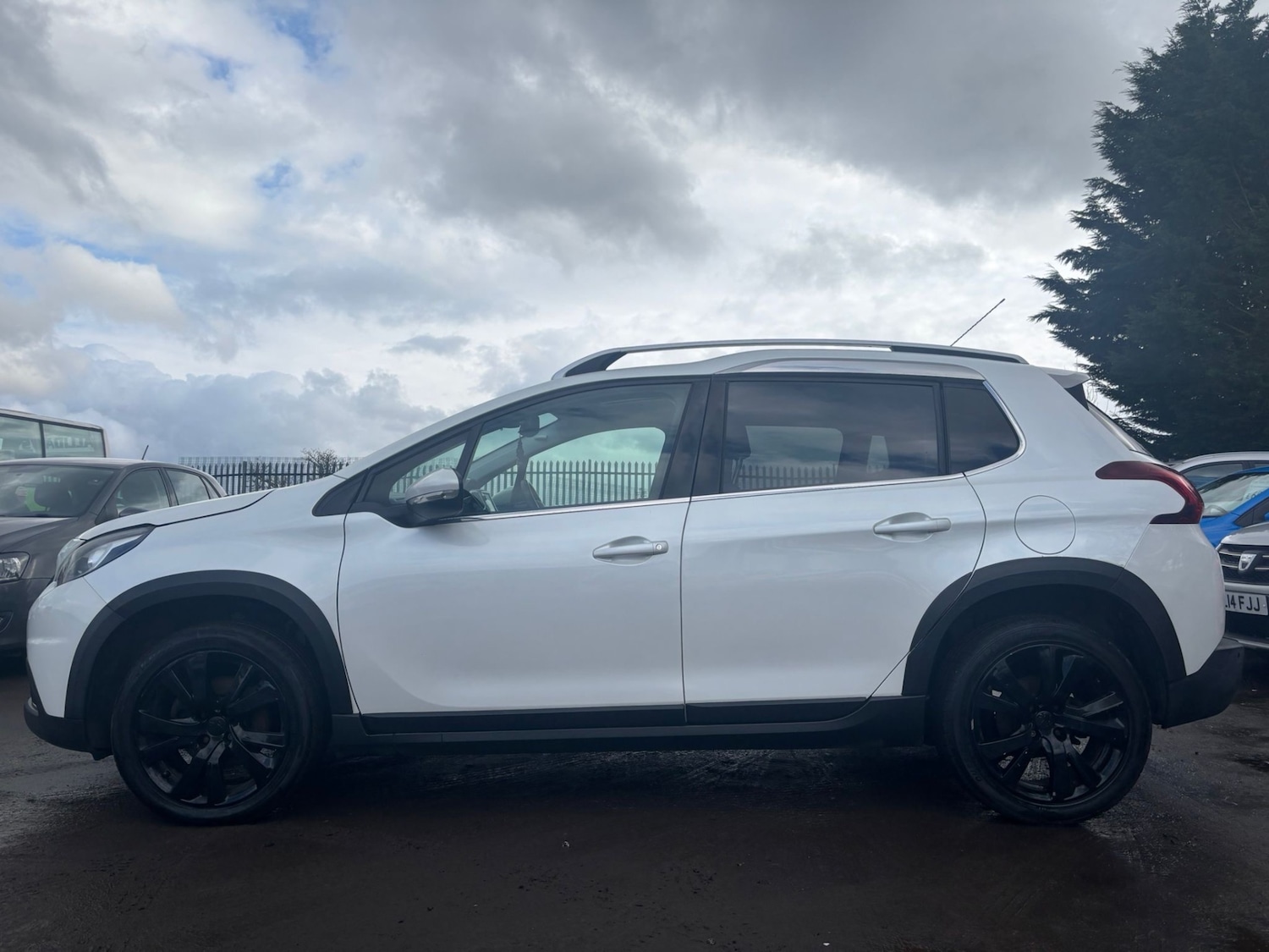 Used Peugeot 2008 2016 for sale - 77804247: Photo 5