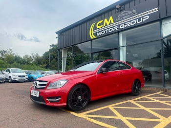 Used Mercedes-Benz C Class 2014 for sale - 79417490: Photo