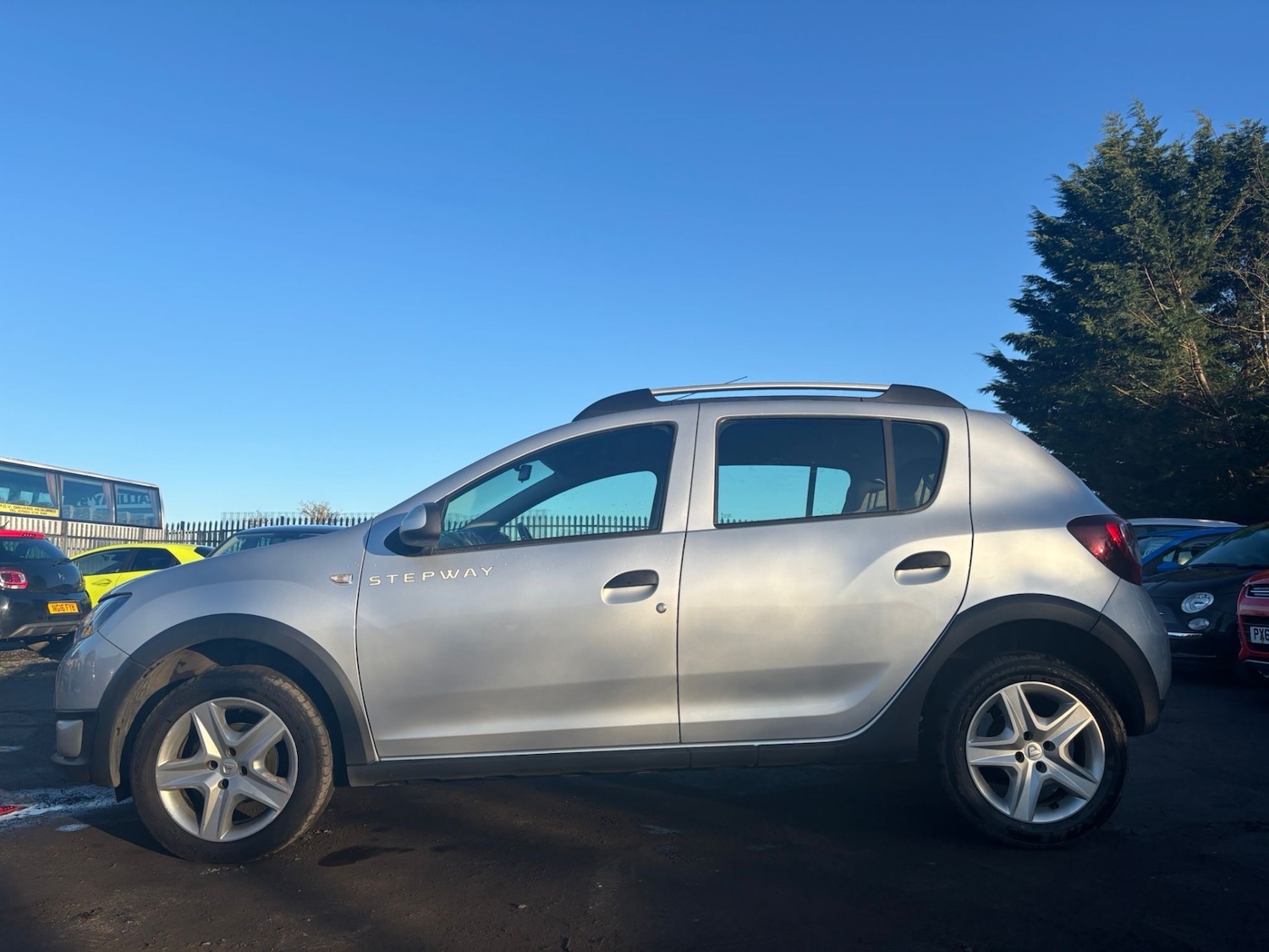 Used Dacia Sandero Stepway 2014 for sale - 77778954: Photo 5
