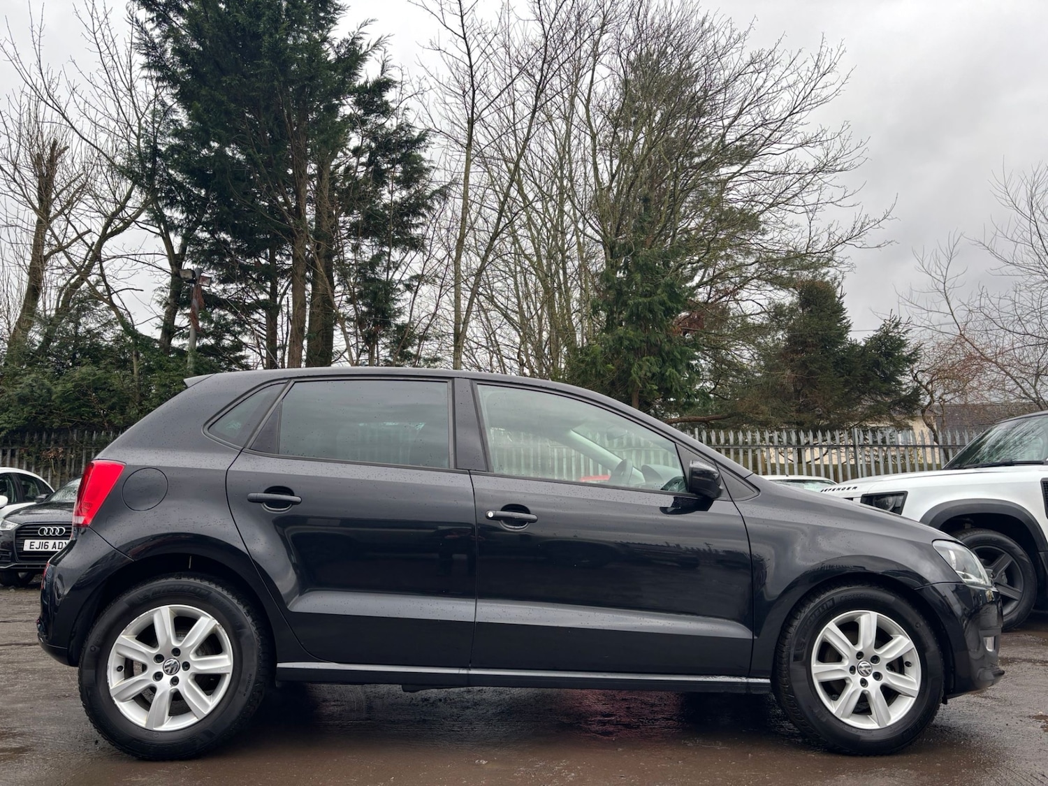 Used Volkswagen Polo 2012 for sale - 77435317: Photo 5