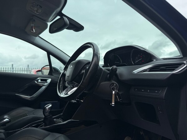 Used Peugeot 2008 2015 for sale - 75425045: Photo 12