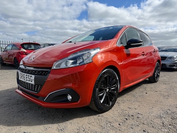 Used Peugeot 208 2016 for sale - 75639793: Photo