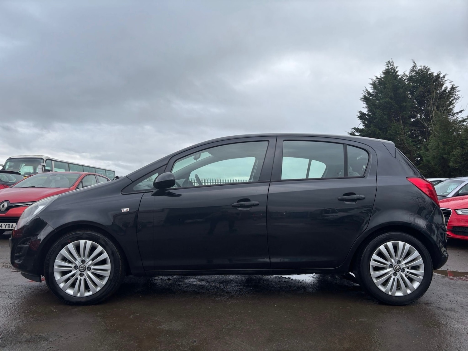 Used Vauxhall Corsa 2014 for sale - 77490432: Photo 5