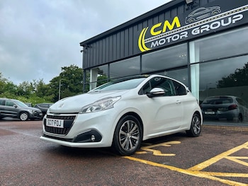 Used Peugeot 208 2017 for sale - 78882410: Photo