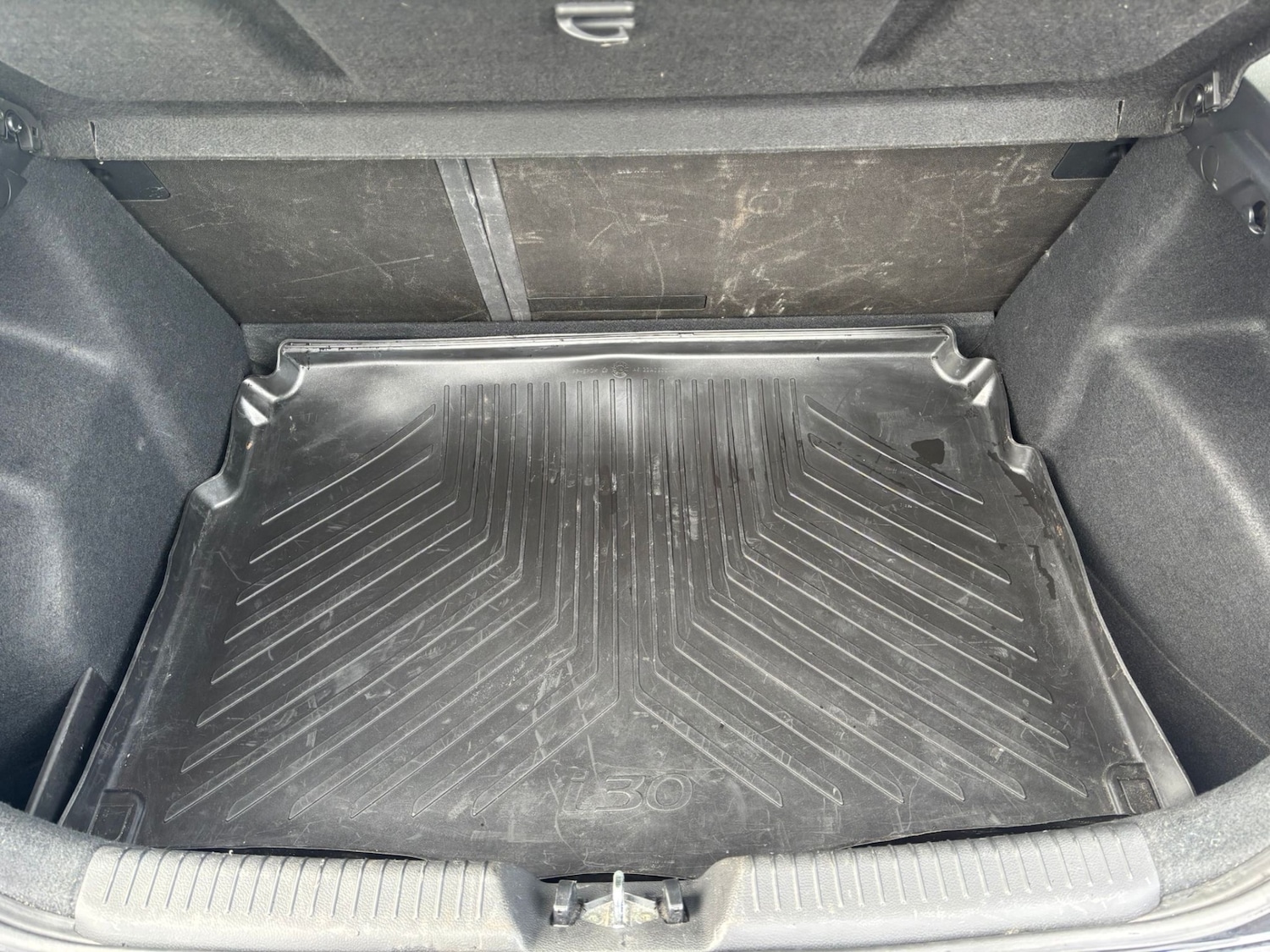 Used Hyundai i30 2014 for sale - 78000039: Photo 17