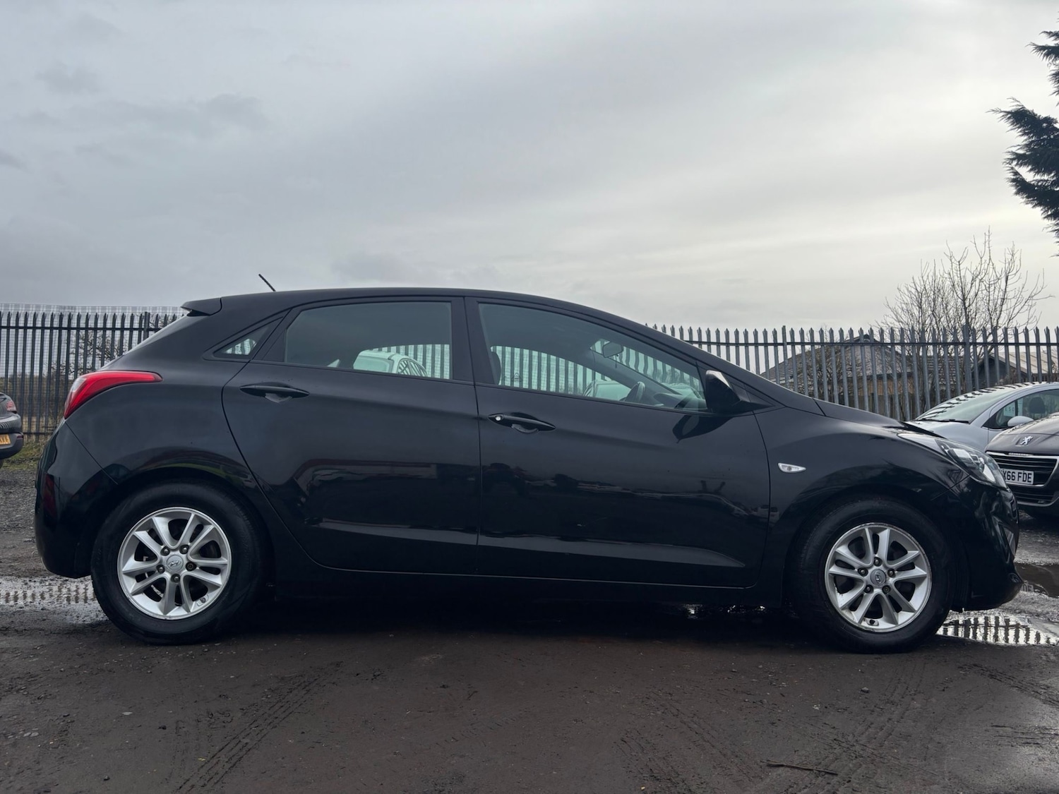 Used Hyundai i30 2014 for sale - 78000039: Photo 6