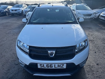 Used Dacia Sandero Stepway 2016 for sale - 75968573: Photo