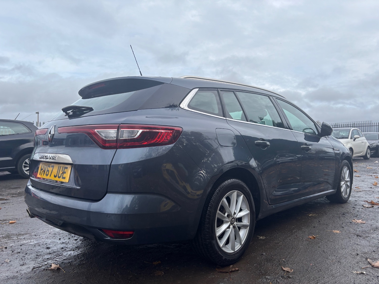 Used Renault Megane 2017 for sale - 76450386: Photo 7