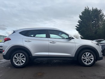 Used Hyundai TUCSON 2017 for sale - 77690732: Photo