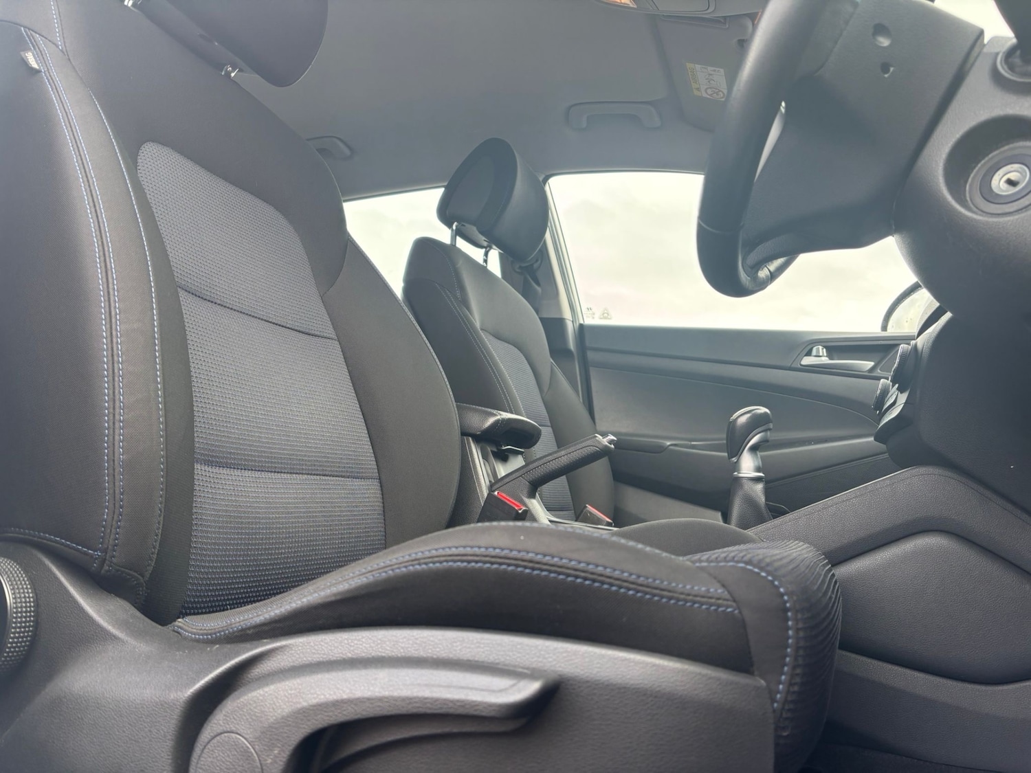 Used Hyundai TUCSON 2017 for sale - 77690732: Photo 8