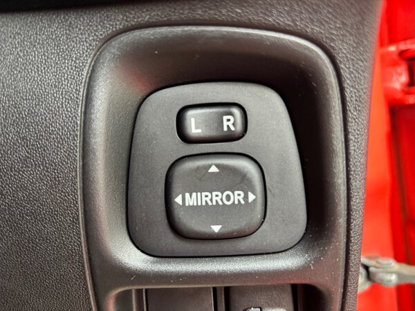 Used Toyota AYGO 2014 for sale - 76037151: Photo 15