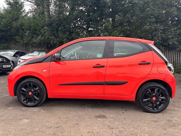 Used Toyota AYGO 2014 for sale - 76037151: Photo 9