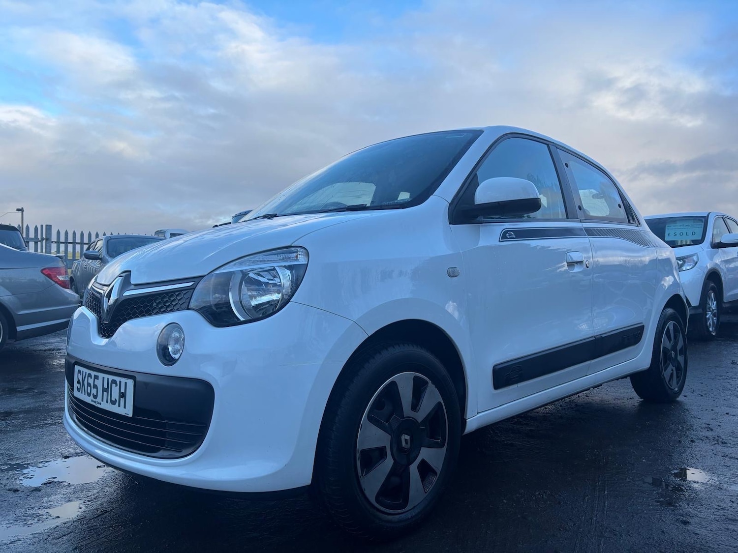 Used Renault Twingo 2015 for sale - 77662103: Photo 4